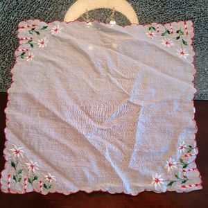 Vtg Hanky, handkerchief Flowers embroider Candle Stick Christmas Scalloped Edge